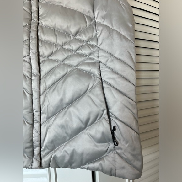 COPY - The North Face puffer vest 550 down, size L - Picture 6 of 9